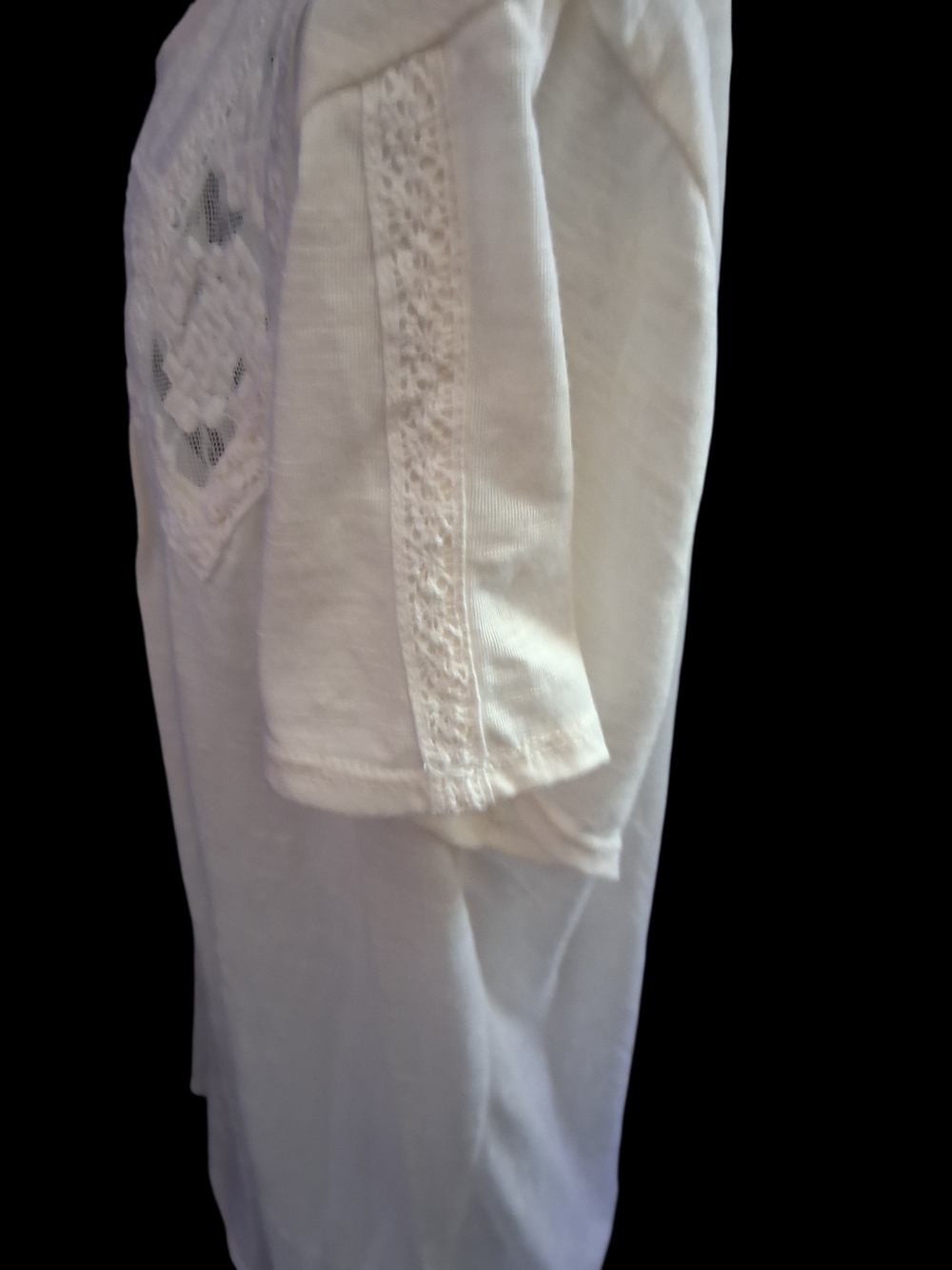 Mossimo Supply Co. White Lace Yoke Short Sleeve Blouse - Picture 4 of 6